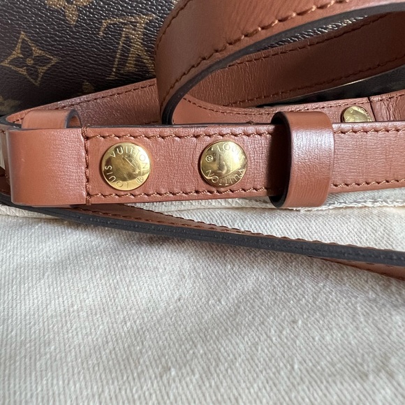 Louis Vuitton Dauphine Shoulder Bag MM Brown Leather Monogram Reverse - Picture 12 of 16